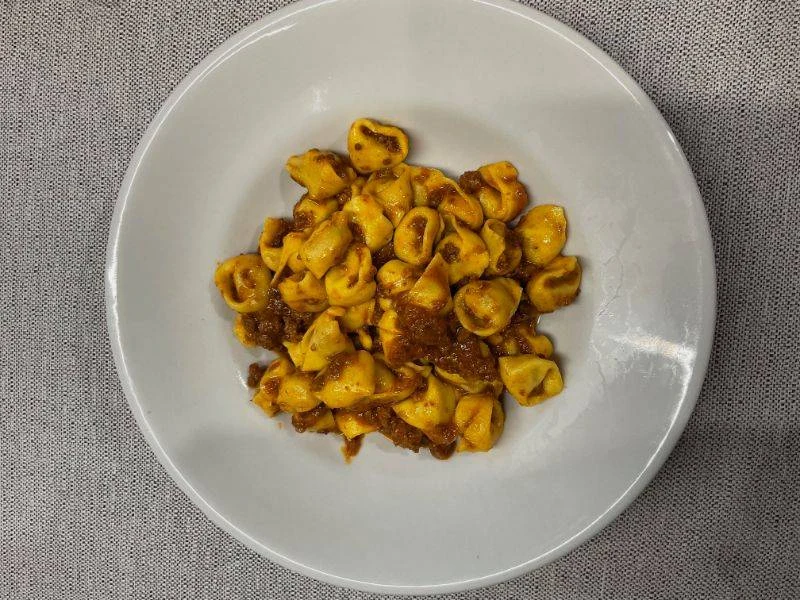 Tortellini del Mercato al ragù