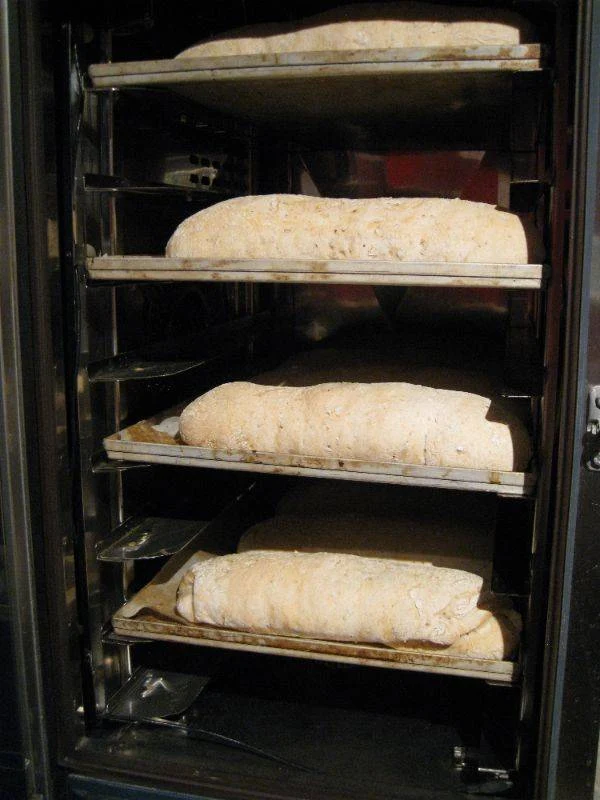 Filone di pane bianco